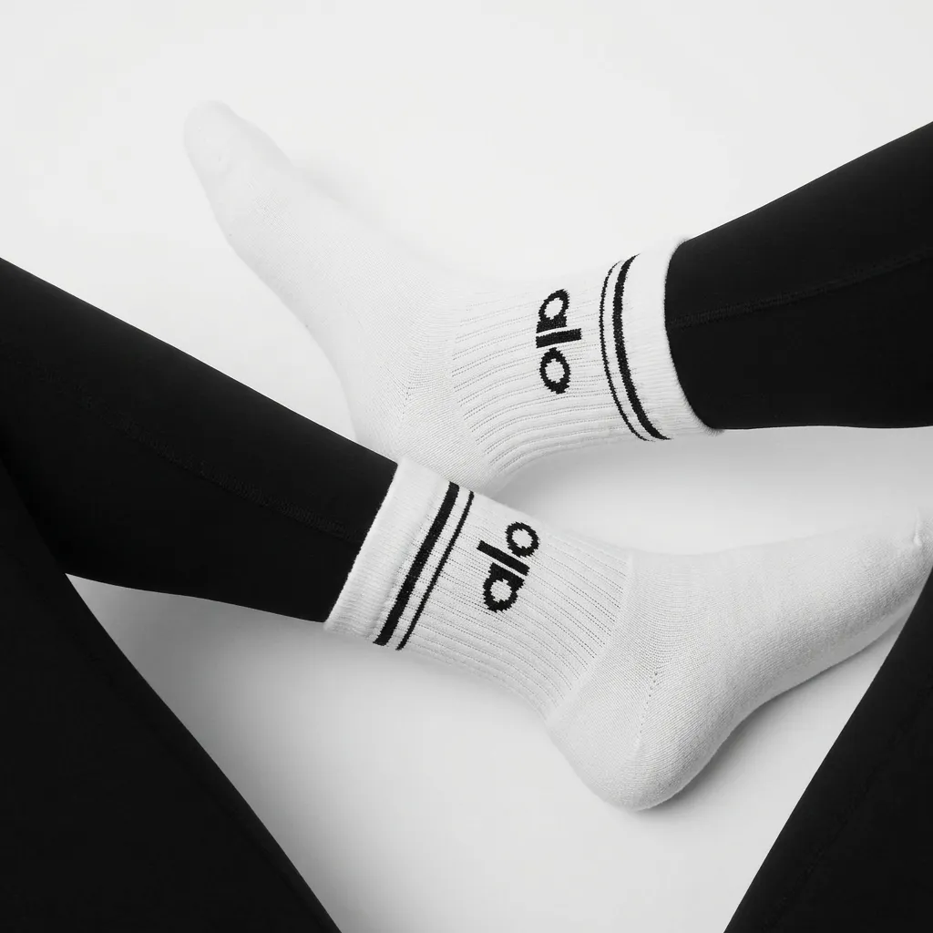 3Pair Sports   alo Socks Set